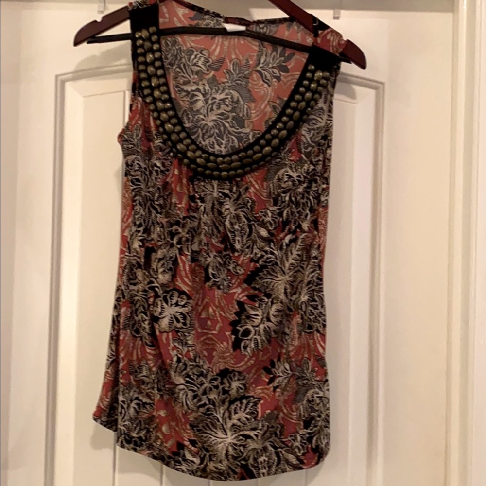 Sleeveless top